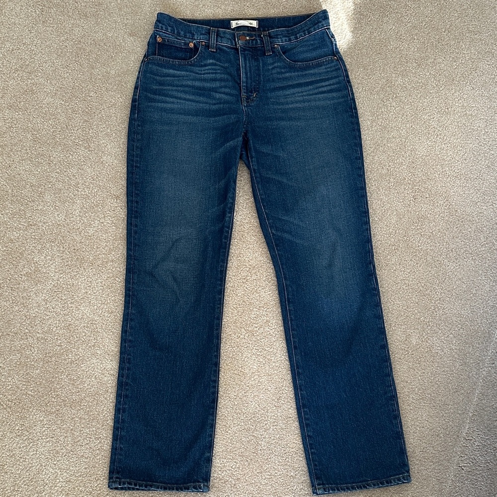 Madewell Mid-Rise 90s straight Jean in Belmere Wash